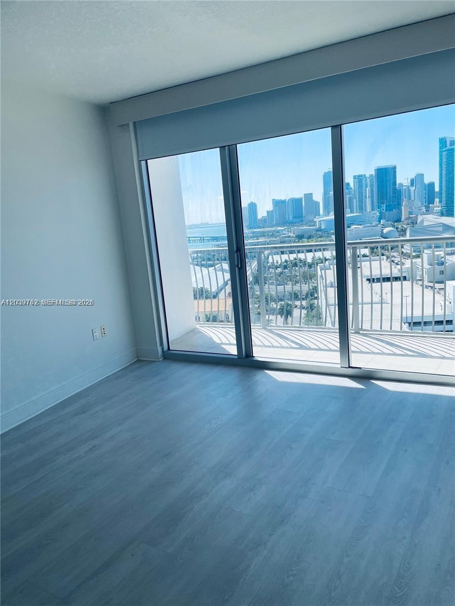 1750 N Bayshore Dr # 2112, Miami FL 33132 photo 5