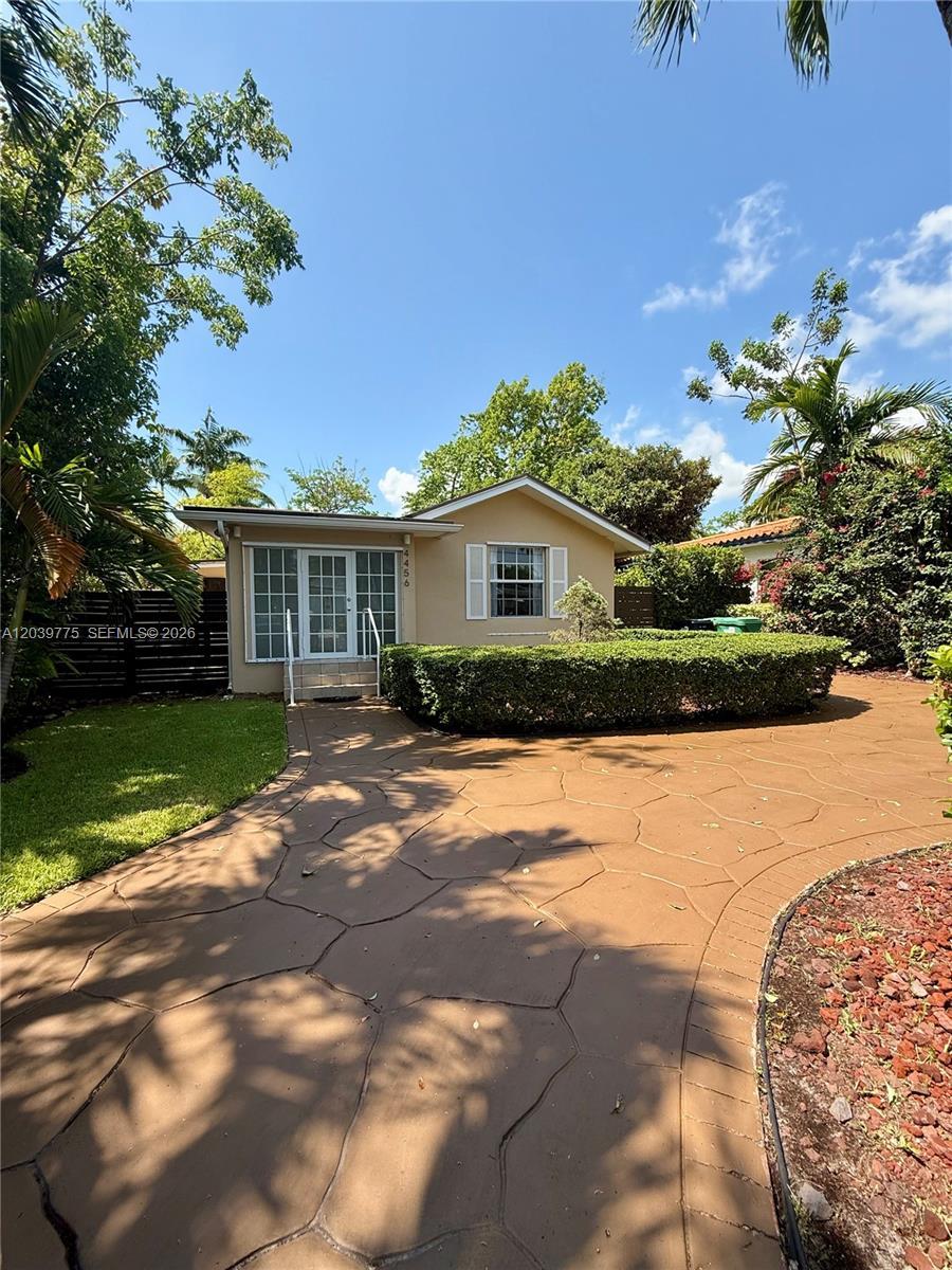 4456 SW 10th St, Miami FL 33134