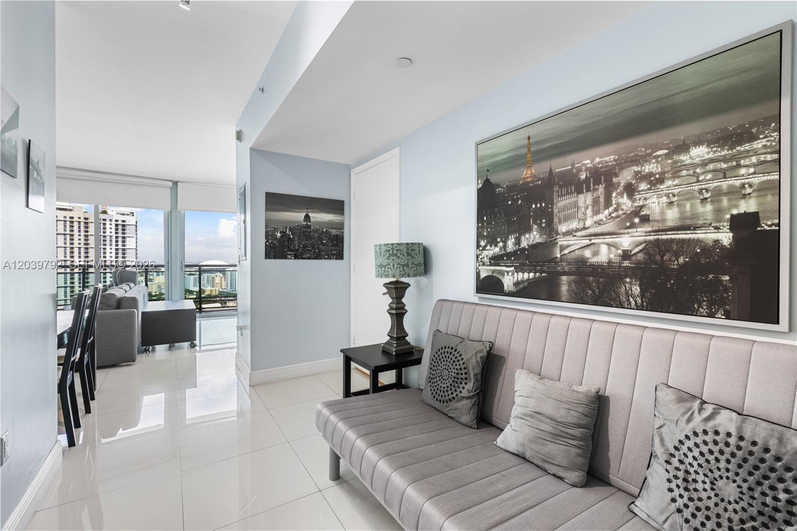 350 S Miami Ave # 2815, Miami FL 33130 photo 5