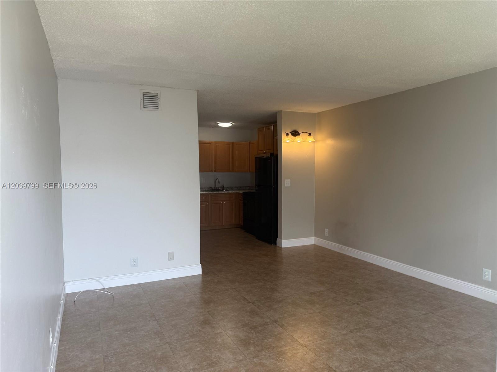 715 NE 2nd Ave # 204, Fort Lauderdale FL 33304 photo 5