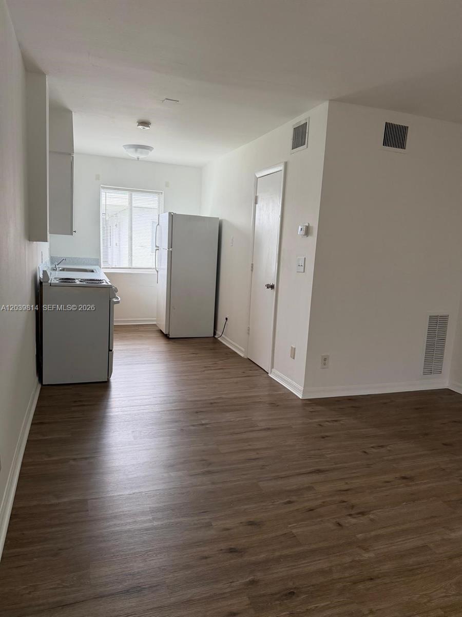 660 NE 88th Ter # 9, Miami FL 33138