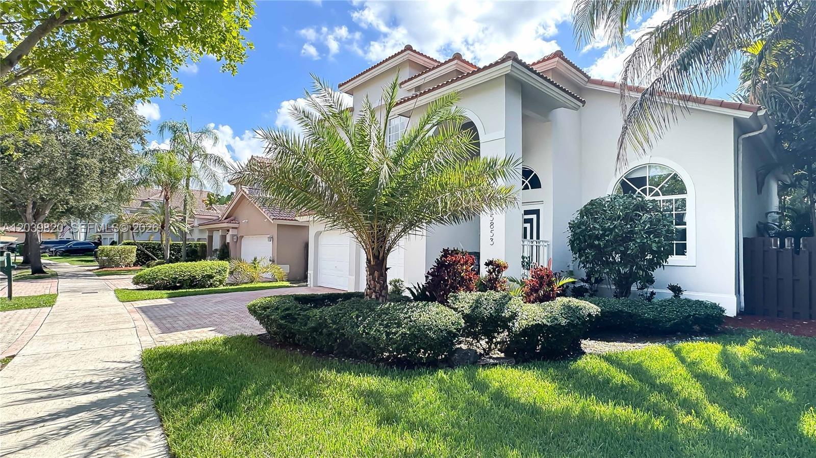 5853 NW 111th Ave, Doral FL 33178 photo 2