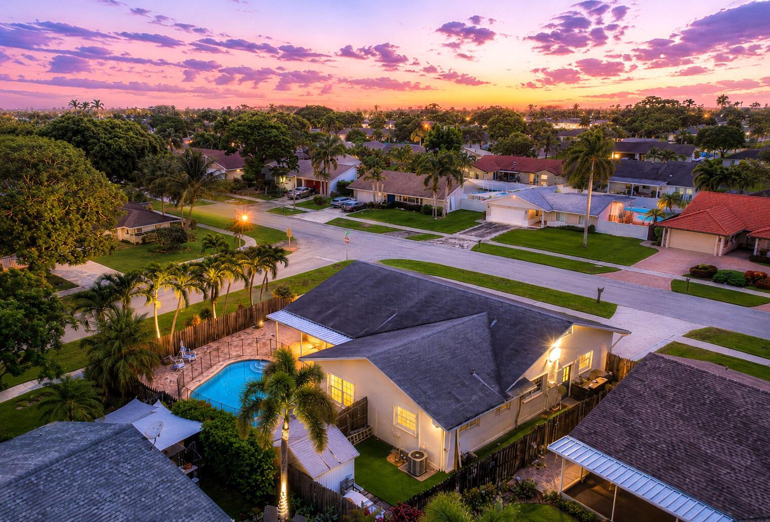 1345 SW 28th Avenue, Deerfield Beach FL 33442 photo 4