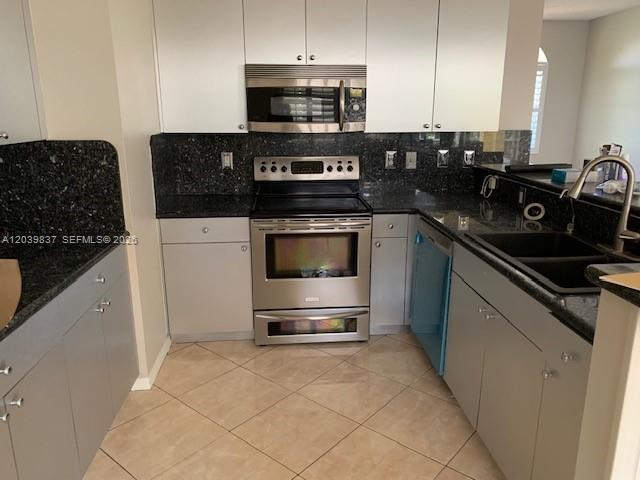 440 SE 23rd Ln, Homestead FL 33033 photo 3