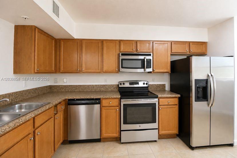 22561 SW 88th Pl # 7, Cutler Bay FL 33190 photo 2