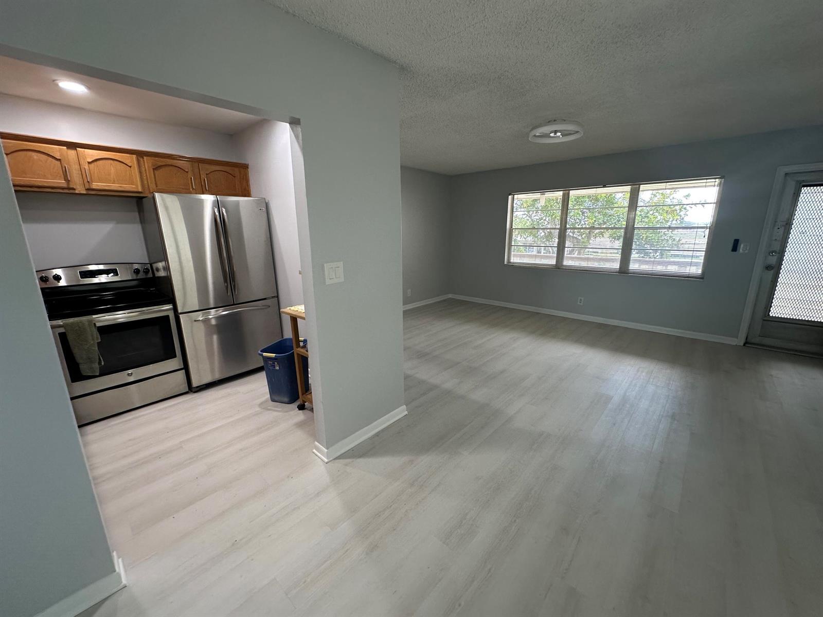 21 Salisbury A, West Palm Beach FL 33417 photo 3