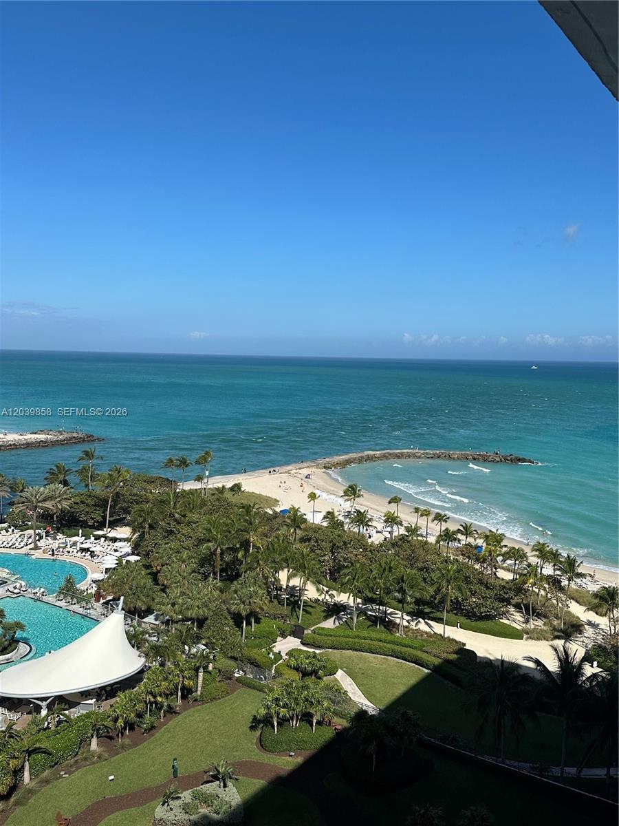 Bal Harbour, FL 33180