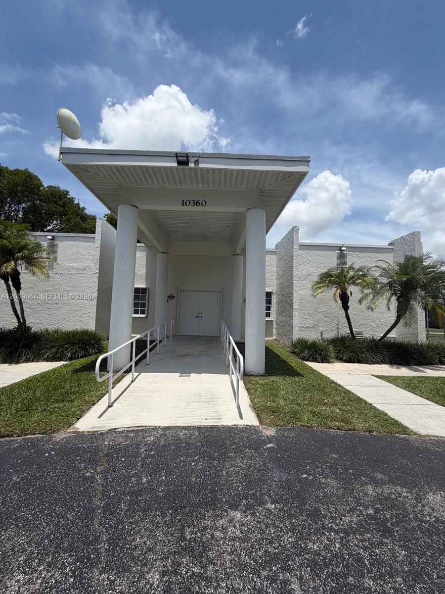 10350 SW 220th St # 257, Cutler Bay FL 33190