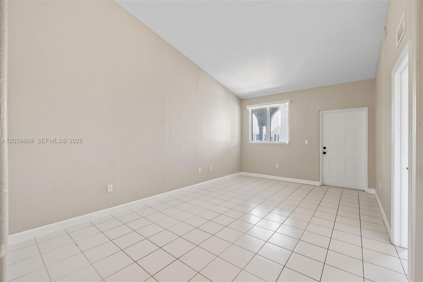 1692 SE 29th Ct # 205, Homestead FL 33035 photo 3