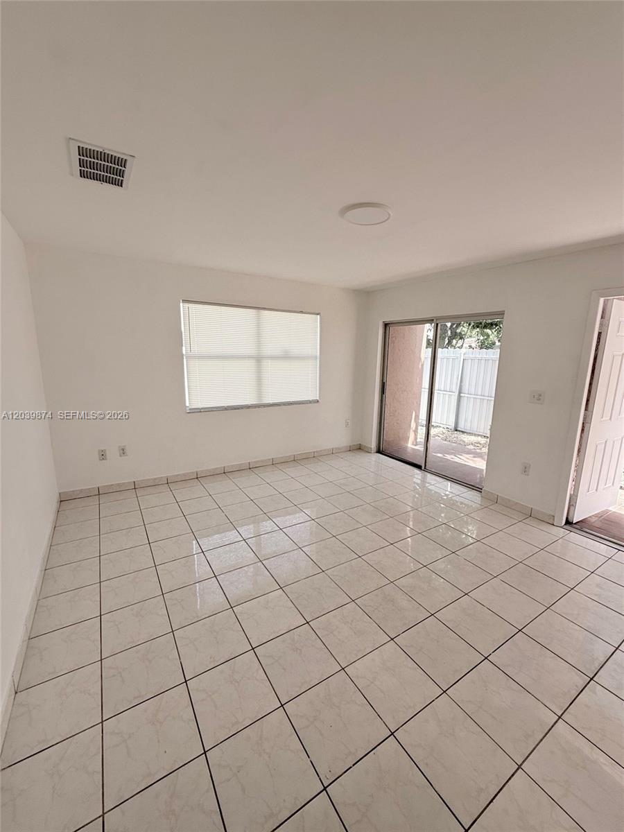 2645 SW 28th Ct # 2645, Miami FL 33133 photo 3