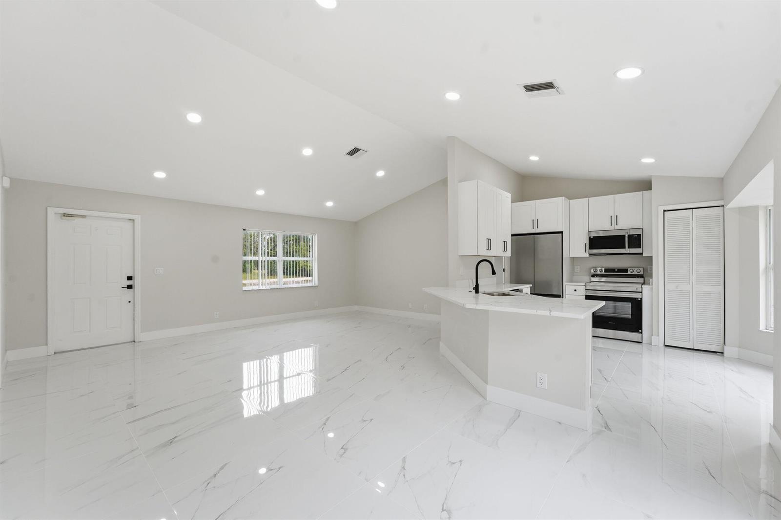 16825 81st Lane N, FL 33470 photo 5
