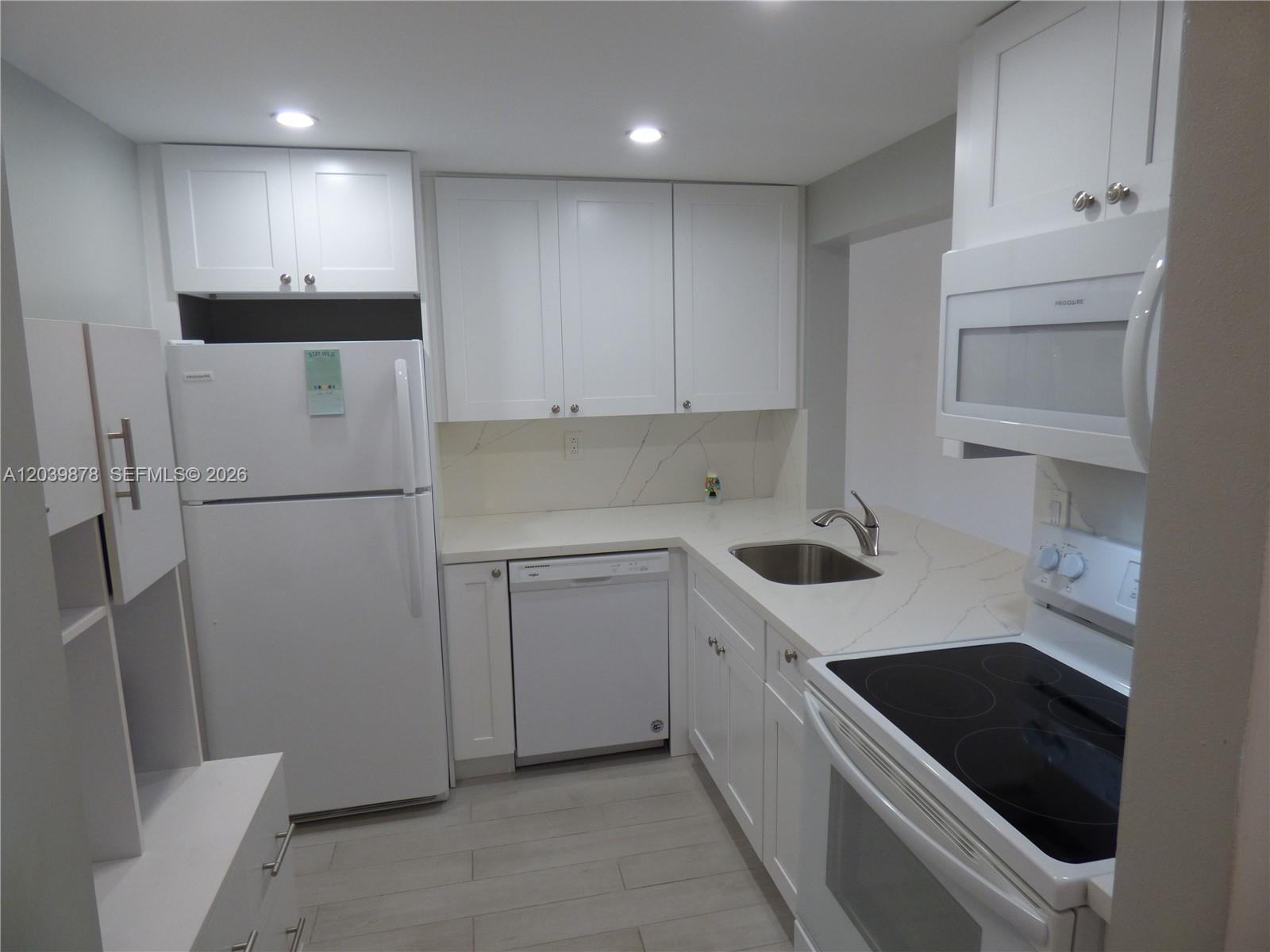 9631 SW 77th Ave # 207C, Miami FL 33156 photo 3