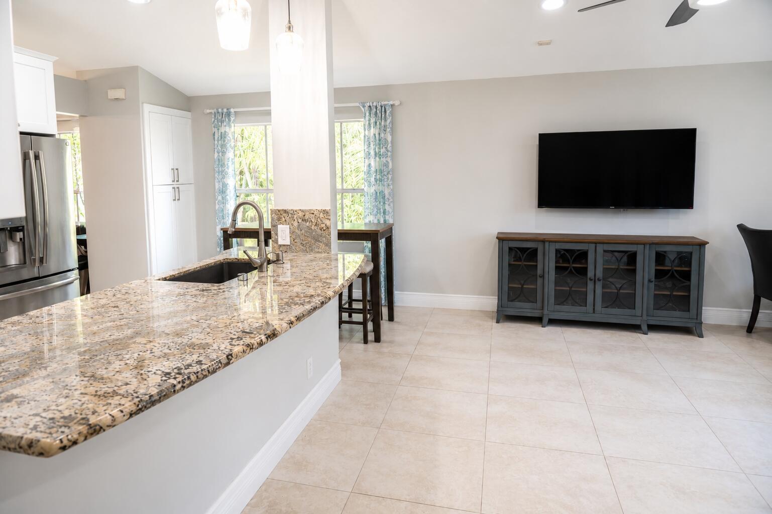 396 Carrington Drive, Weston FL 33326 photo 5