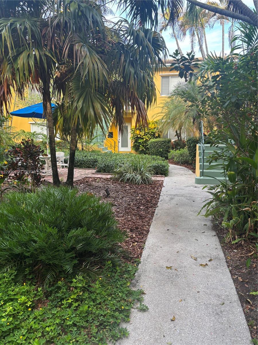 719 NE 16th Ave # 719B, Fort Lauderdale FL 33304 photo 2