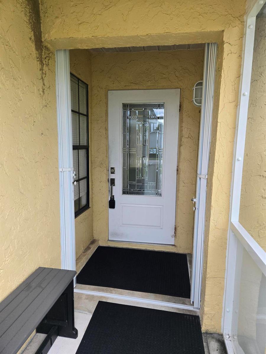 1402 Denlow Lane, Royal Palm Beach FL 33411 photo 5