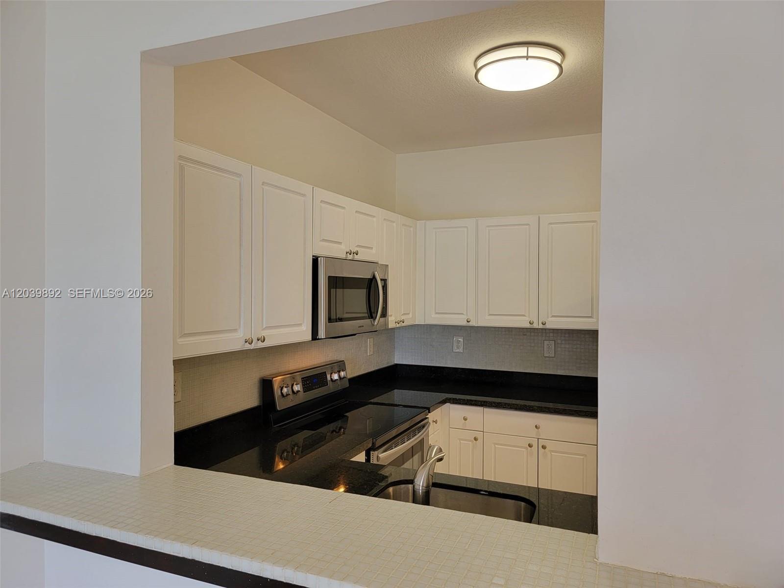 1300 NE 109th St # 405, Miami FL 33161 photo 5