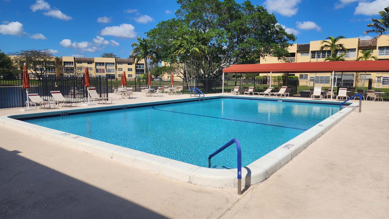6161 NW 57th Court, Tamarac FL 33319 photo 2