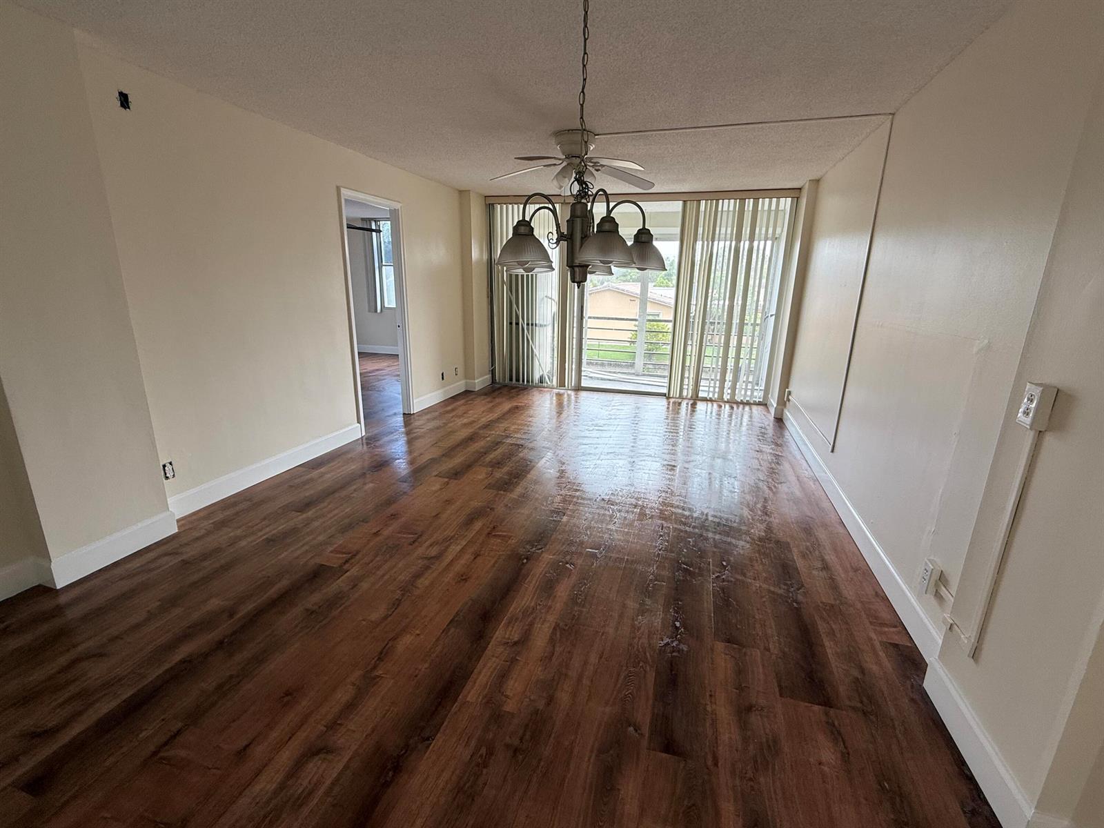 109 Royal Park Drive # 2c, Oakland Park FL 33309