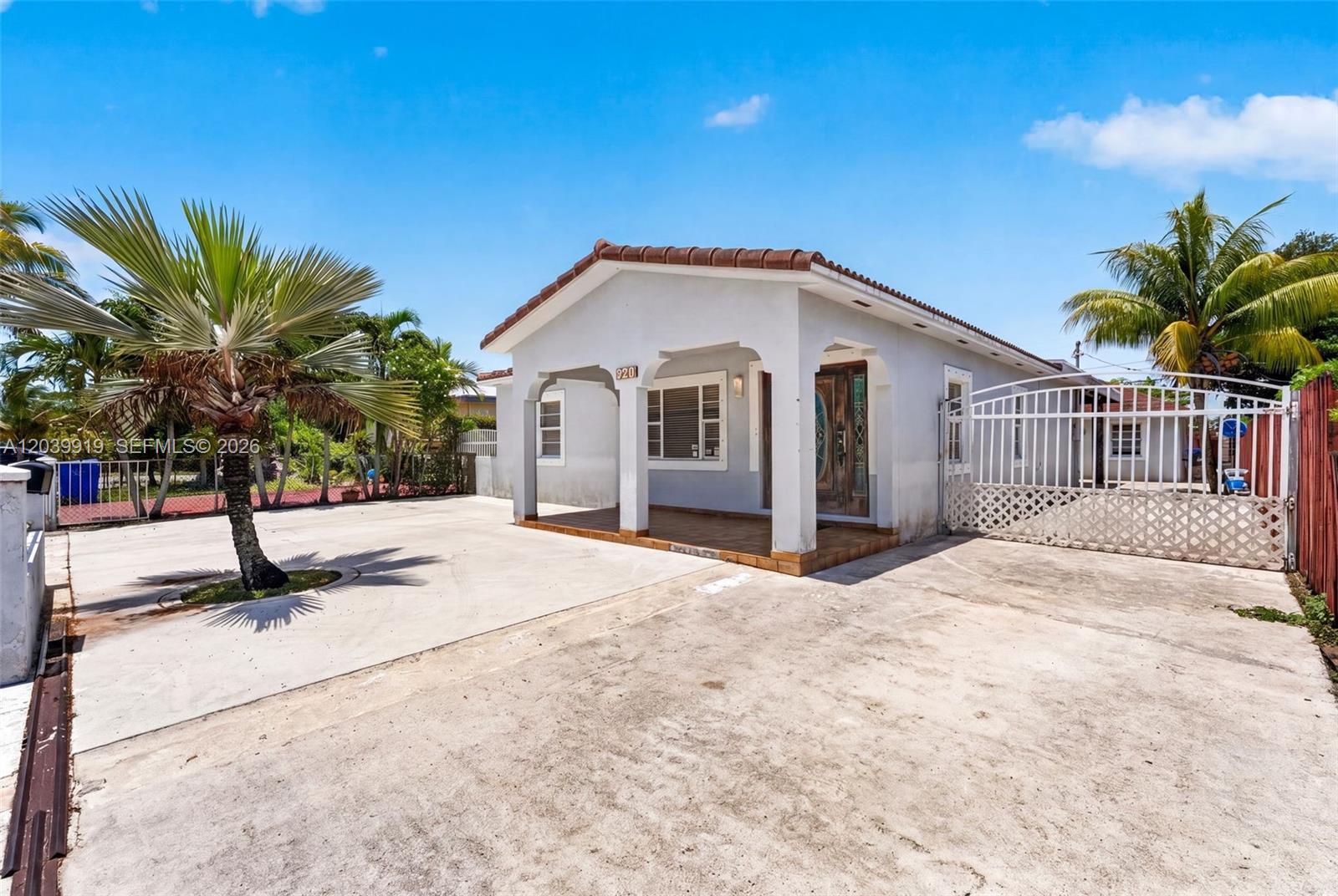 920 NW 35th Ave, Miami FL 33125 photo 3