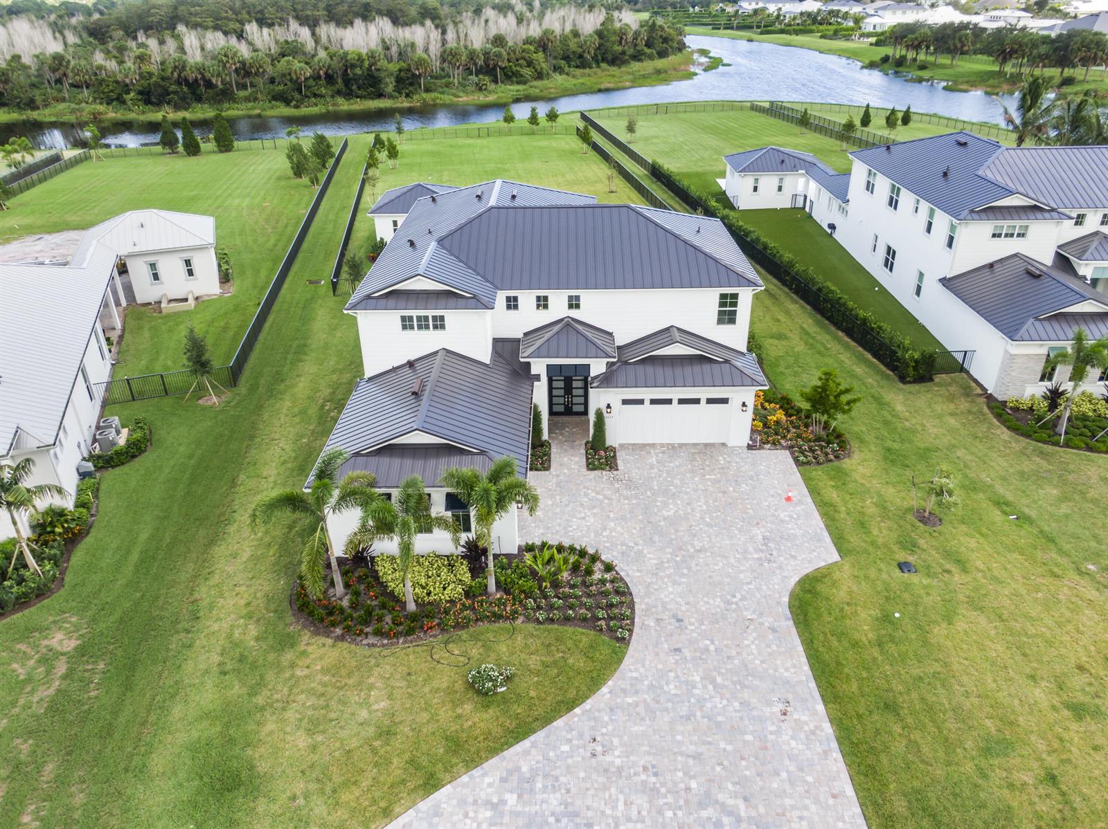 20037 SE Bridgewater Drive, Jupiter FL 33458 photo 3