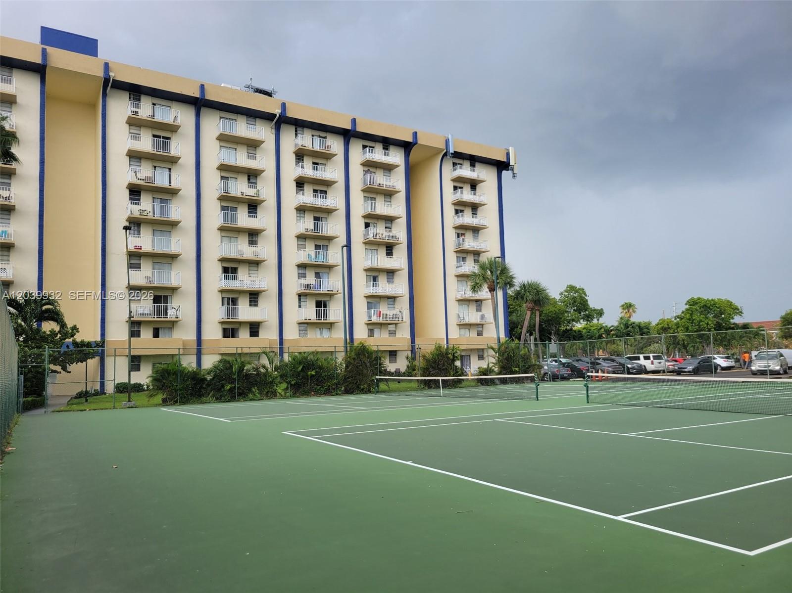 4550 NW 9th St # 512E, Miami FL 33126 photo 3