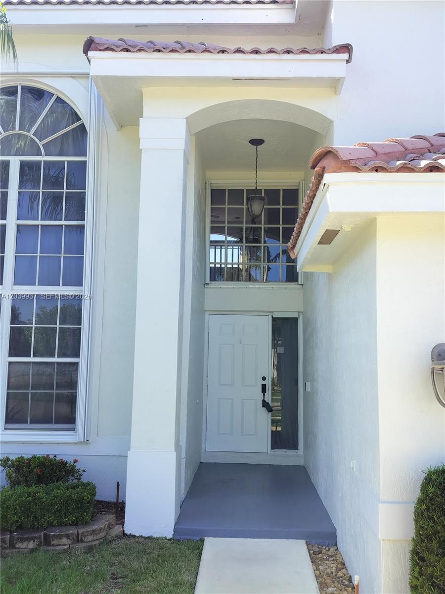 17883 SW 5th St, Pembroke Pines FL 33029 photo 3