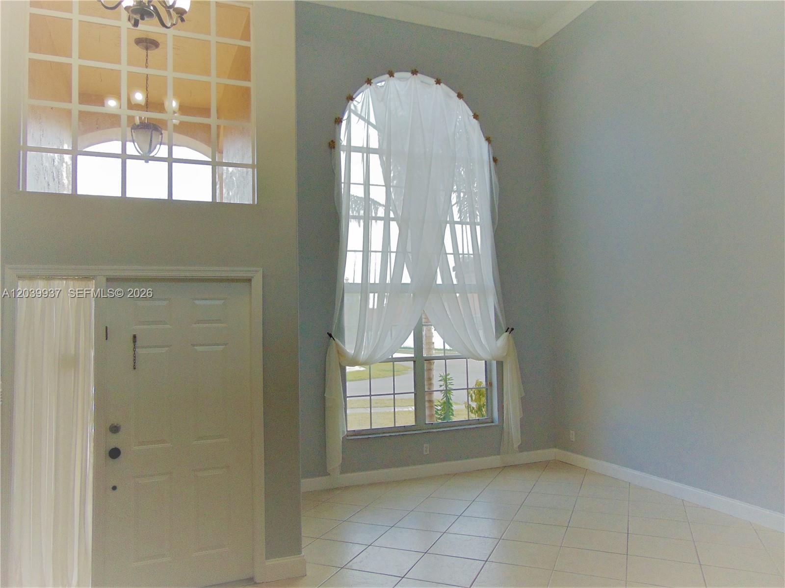 17883 SW 5th St, Pembroke Pines FL 33029 photo 4