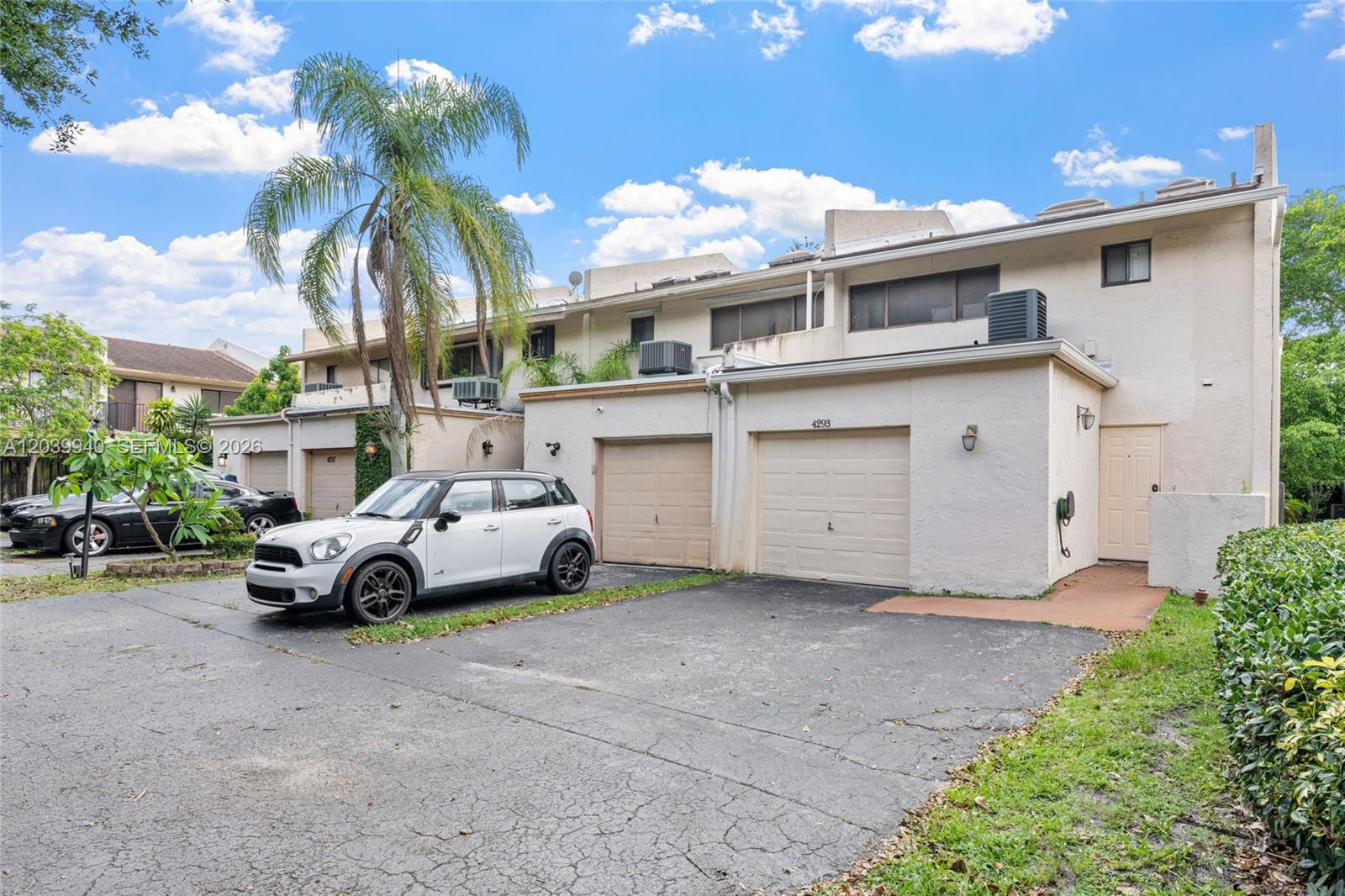 4293 N 76th Ave, Davie FL 33024 photo 4
