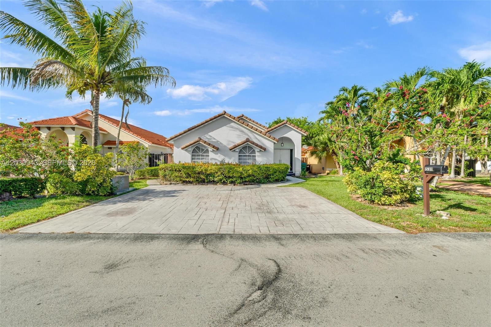 15311 SW 52nd Ter # 15311, Miami FL 33185 photo 2