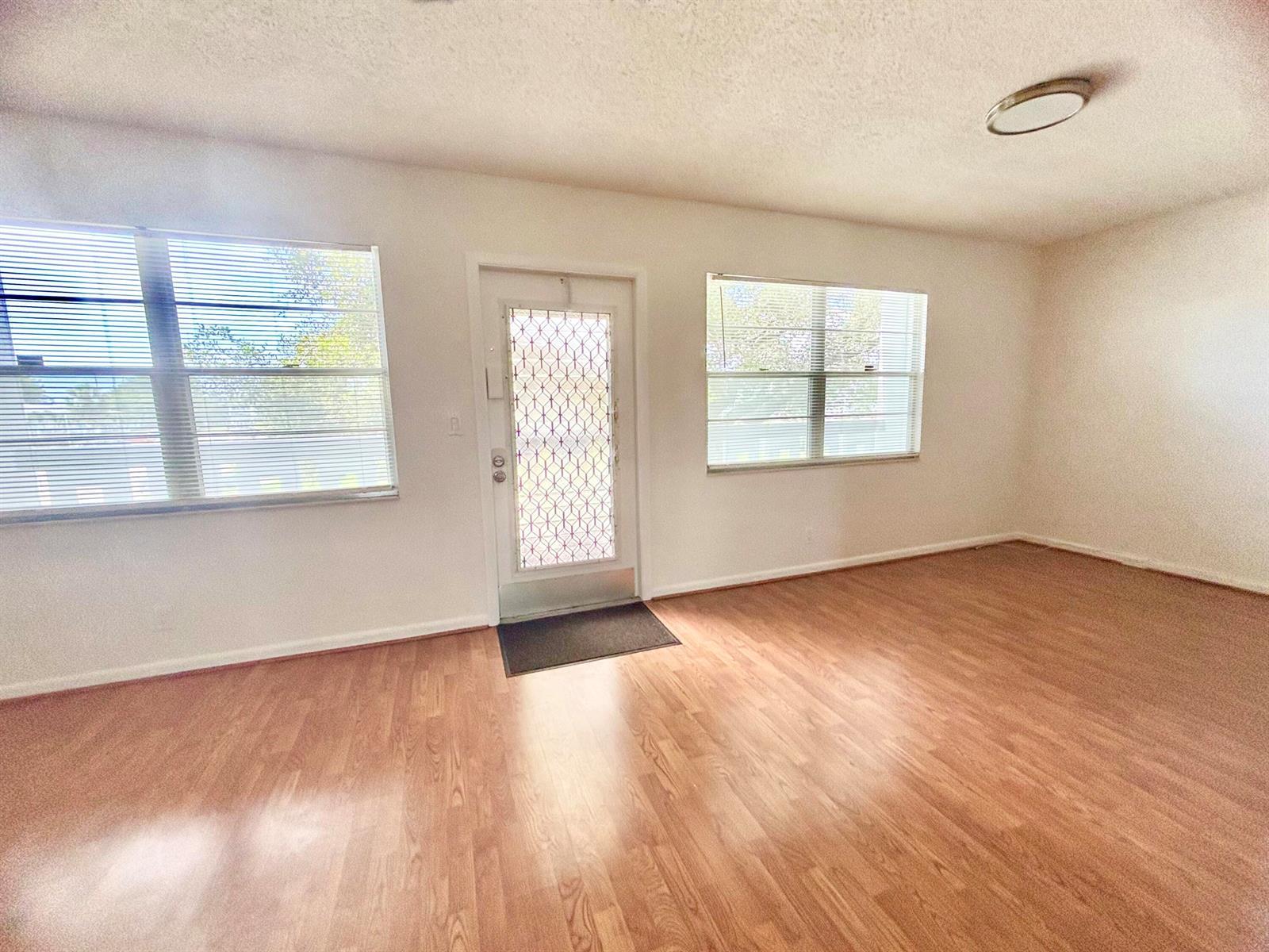 2069 Oakridge F Unit 2069, Deerfield Beach FL 33442 photo 2