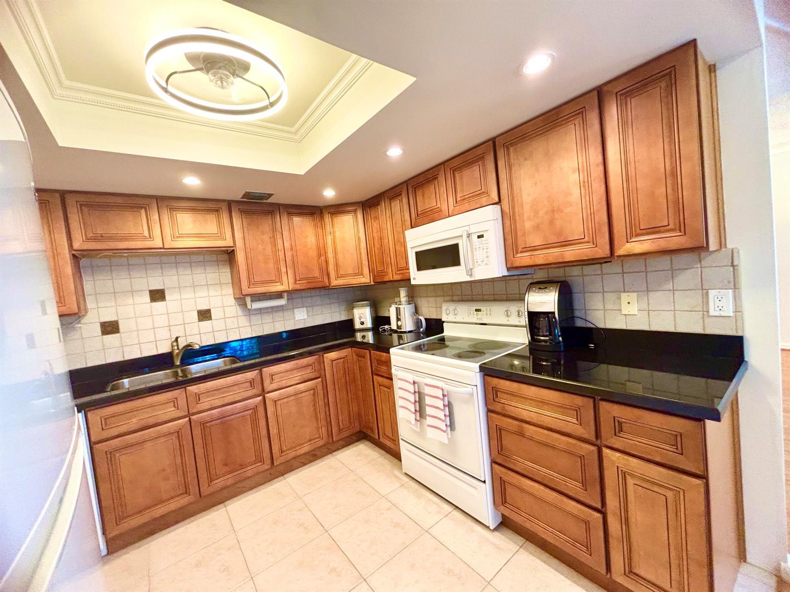 2069 Oakridge F Unit 2069, Deerfield Beach FL 33442 photo 5