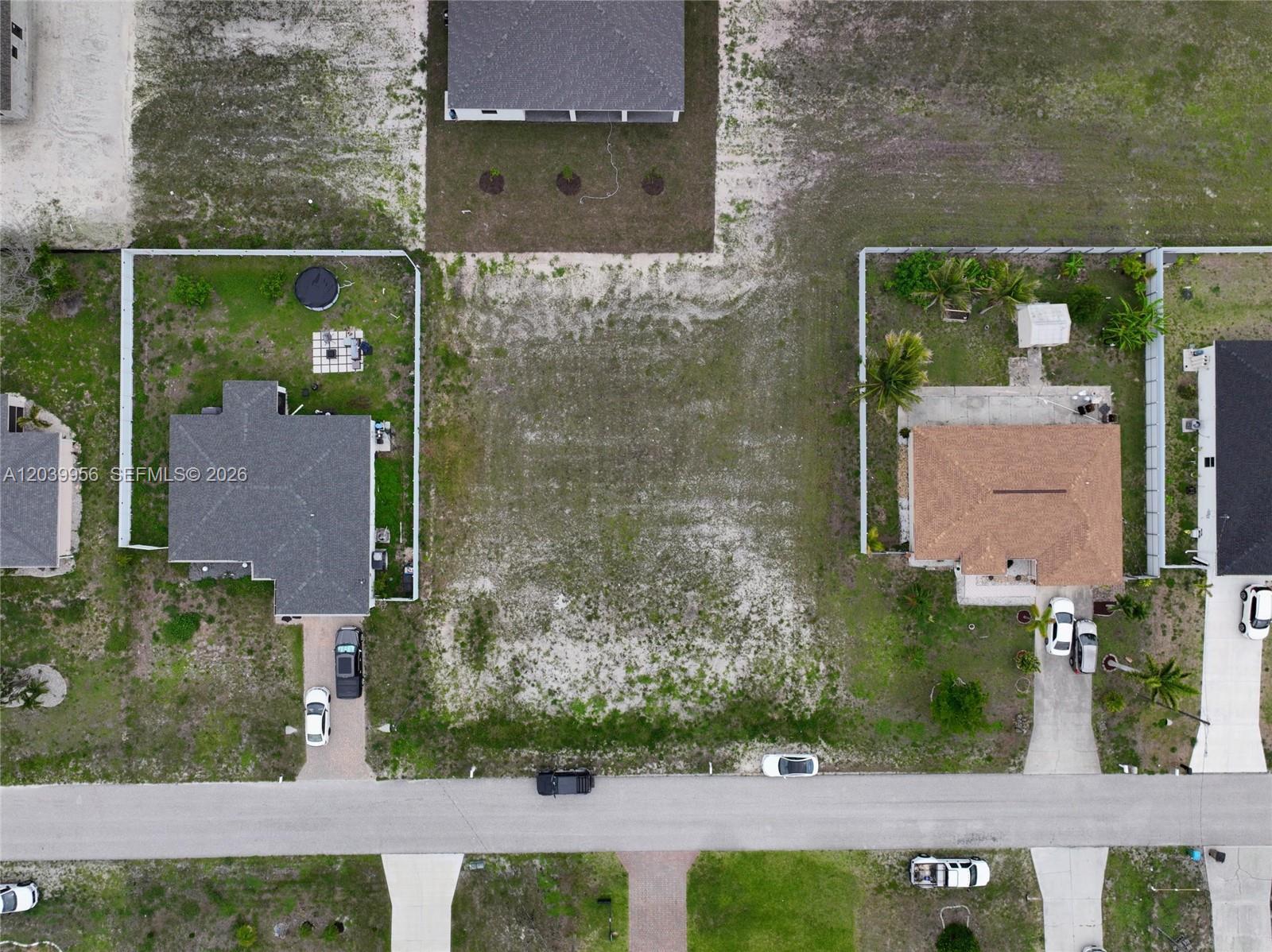 530 NW 23RD TER, Cape Coral FL 33993 photo 2