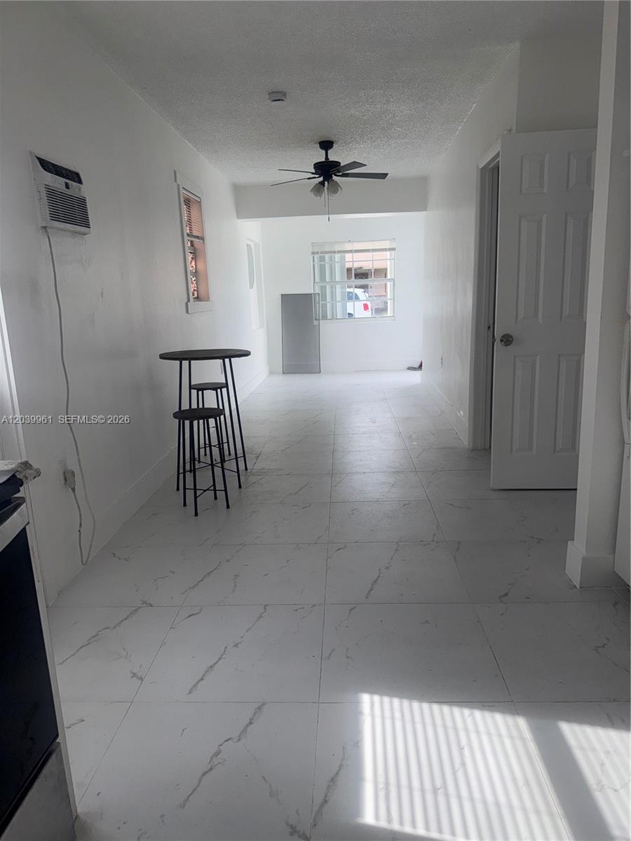 713 NW 4th St, Hallandale Beach FL 33009 photo 3