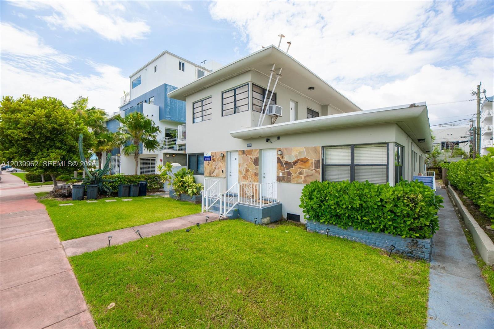 1980 Biarritz Dr, Miami Beach FL 33141 photo 5