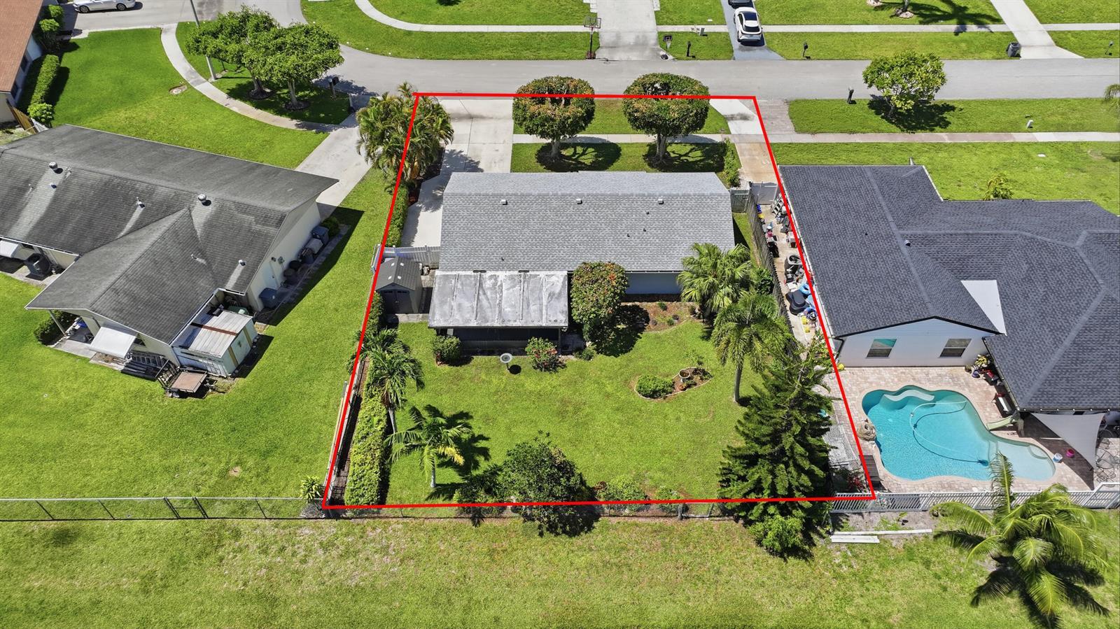 5053 N Saint John Ave Avenue N, Boynton Beach FL 33472 photo 2