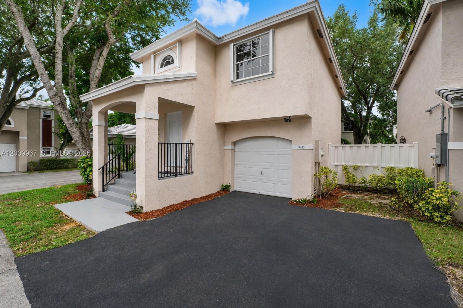 9836 NW 2nd Ct, Plantation FL 33324