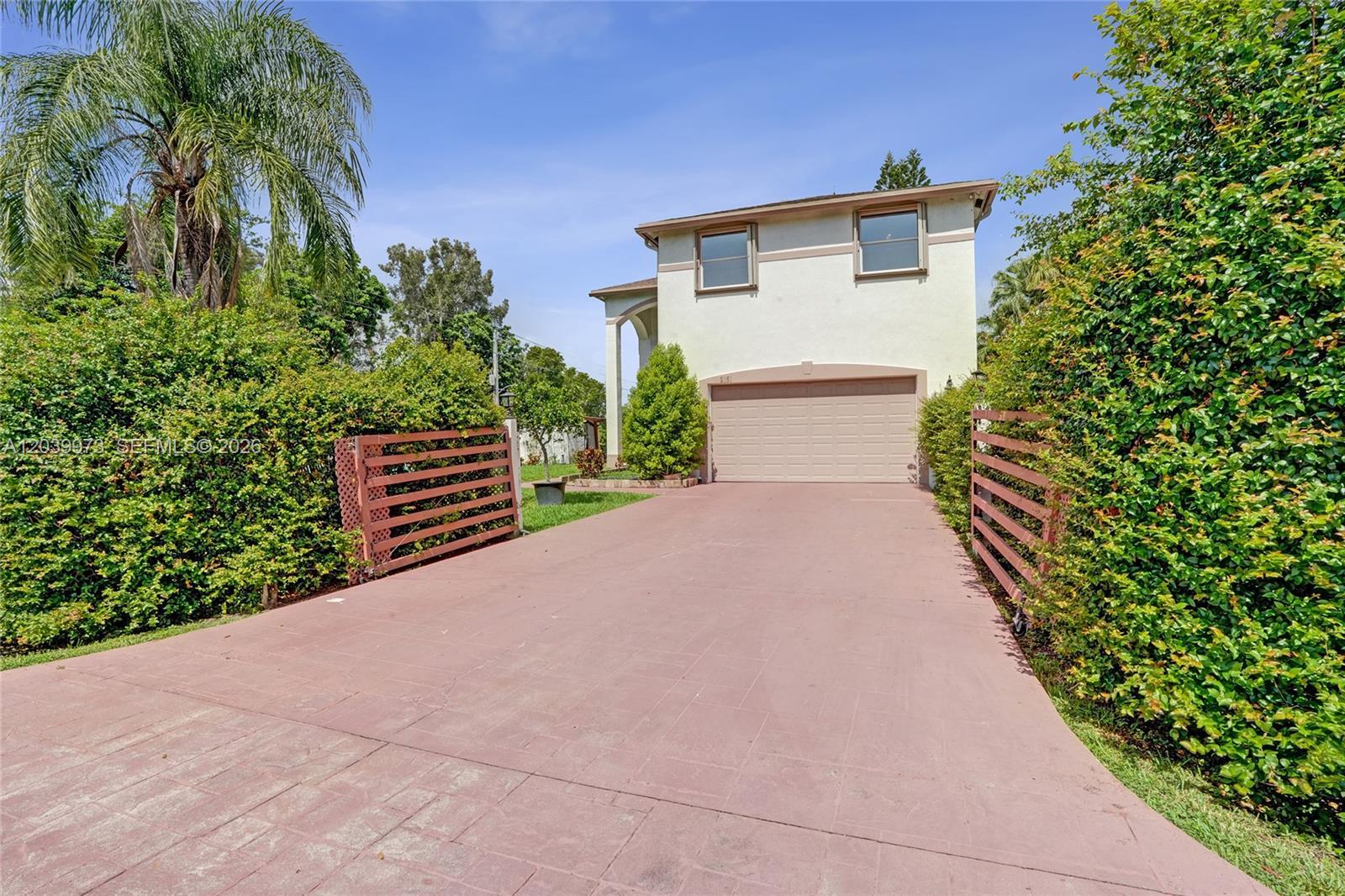 2151 NW 121st Ave, Plantation FL 33323 photo 3