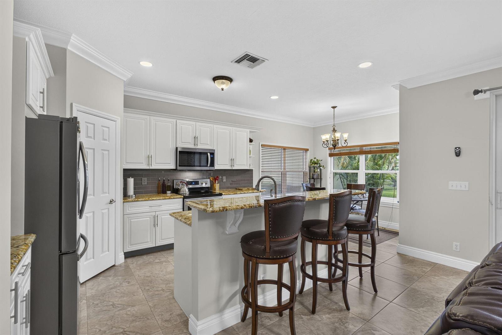11483 Beacon Pointe Lane, Wellington FL 33414 photo 4