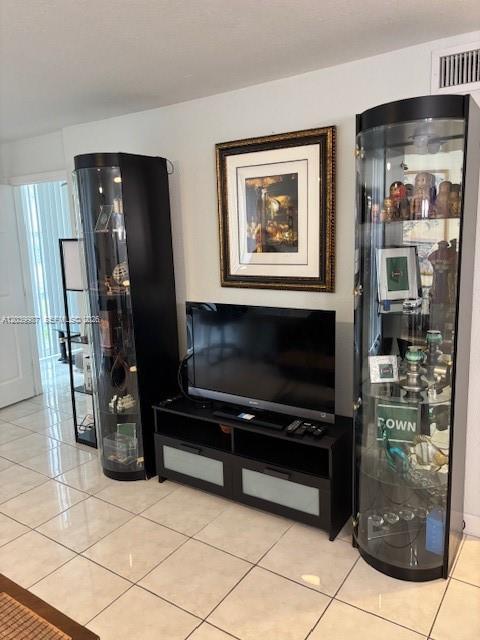 210 172nd St # 127, Sunny Isles Beach FL 33160 photo 3