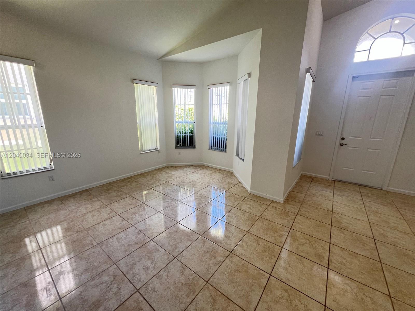 2217 NE 41st Ave, Homestead FL 33033 photo 5