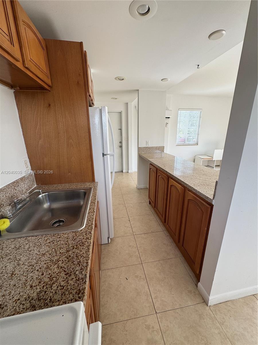7130 Rue Versailles # 11, Miami Beach FL 33141 photo 4