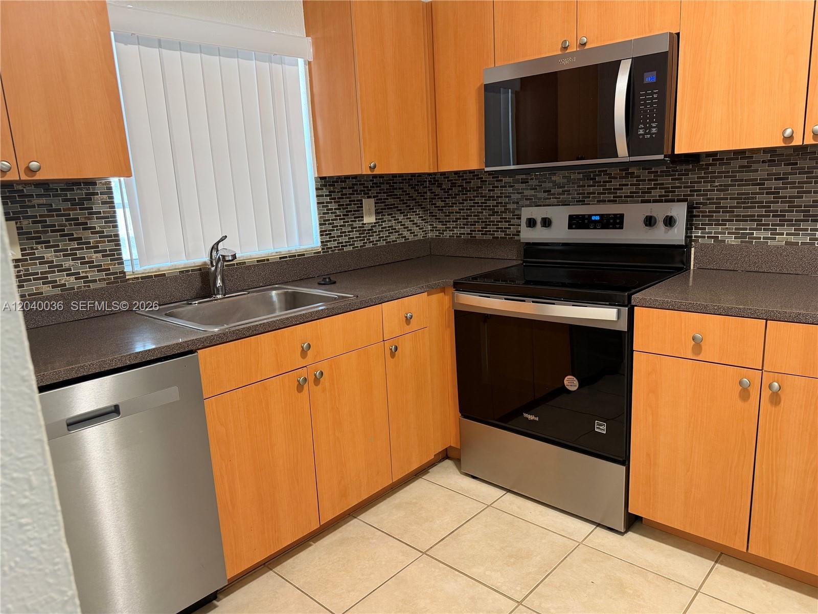 4767 NW 9th Dr # 4767, Plantation FL 33317 photo 2