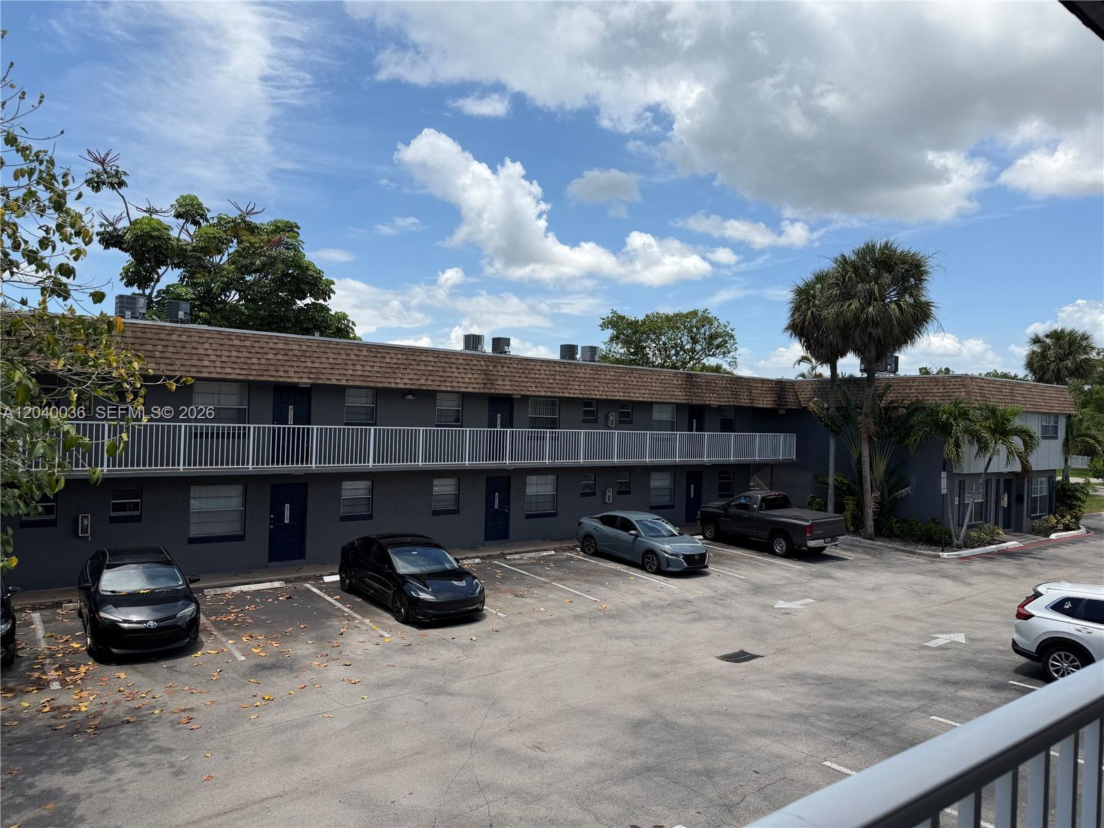 4767 NW 9th Dr # 4767, Plantation FL 33317