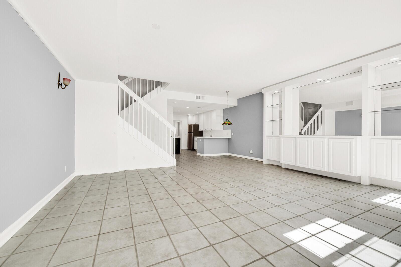 133 Wentworth Court, Jupiter FL 33458 photo 2