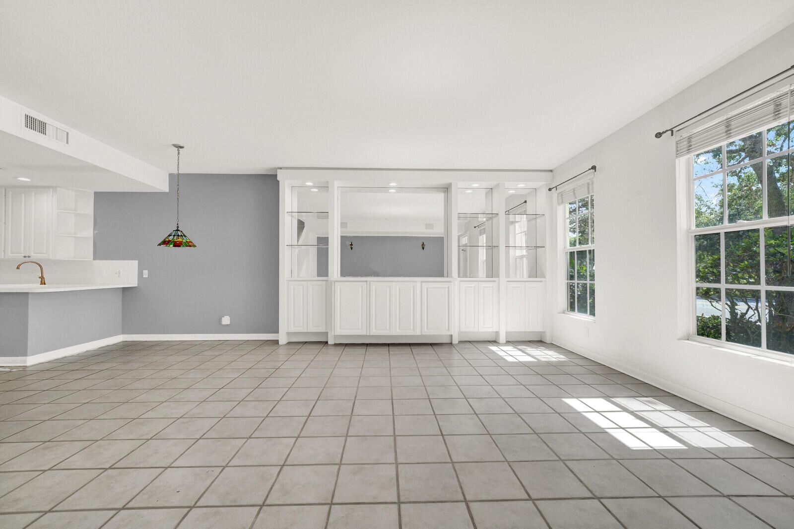 133 Wentworth Court, Jupiter FL 33458 photo 3