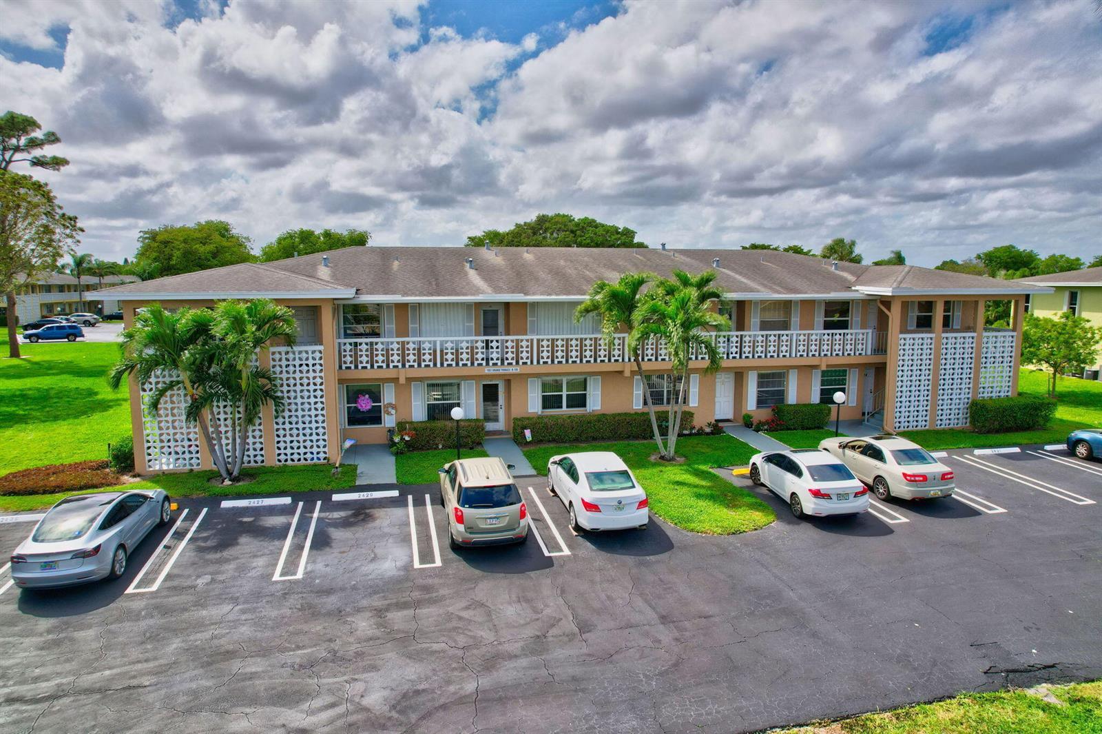 1051 Orange Terrace # 103, Delray Beach FL 33445 photo 3