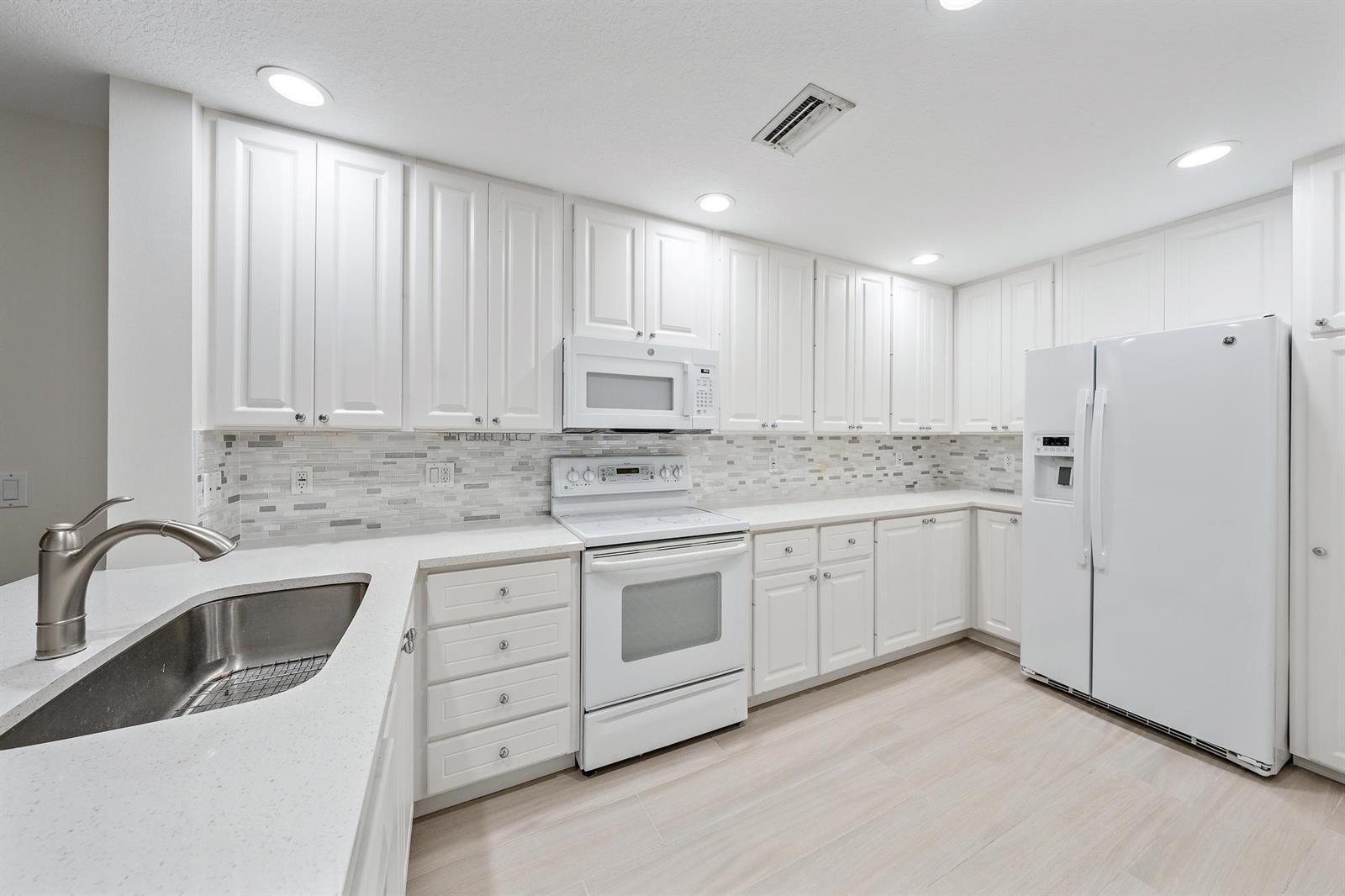 1856 Jeaga Drive, Jupiter FL 33458 photo 5