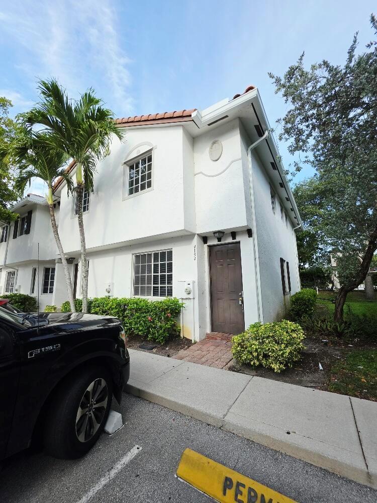 4154 Napoli Lake Drive, Riviera Beach FL 33410 photo 2