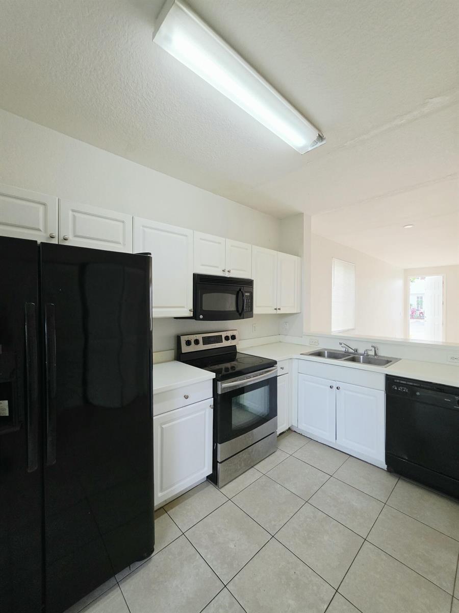 4154 Napoli Lake Drive, Riviera Beach FL 33410 photo 4