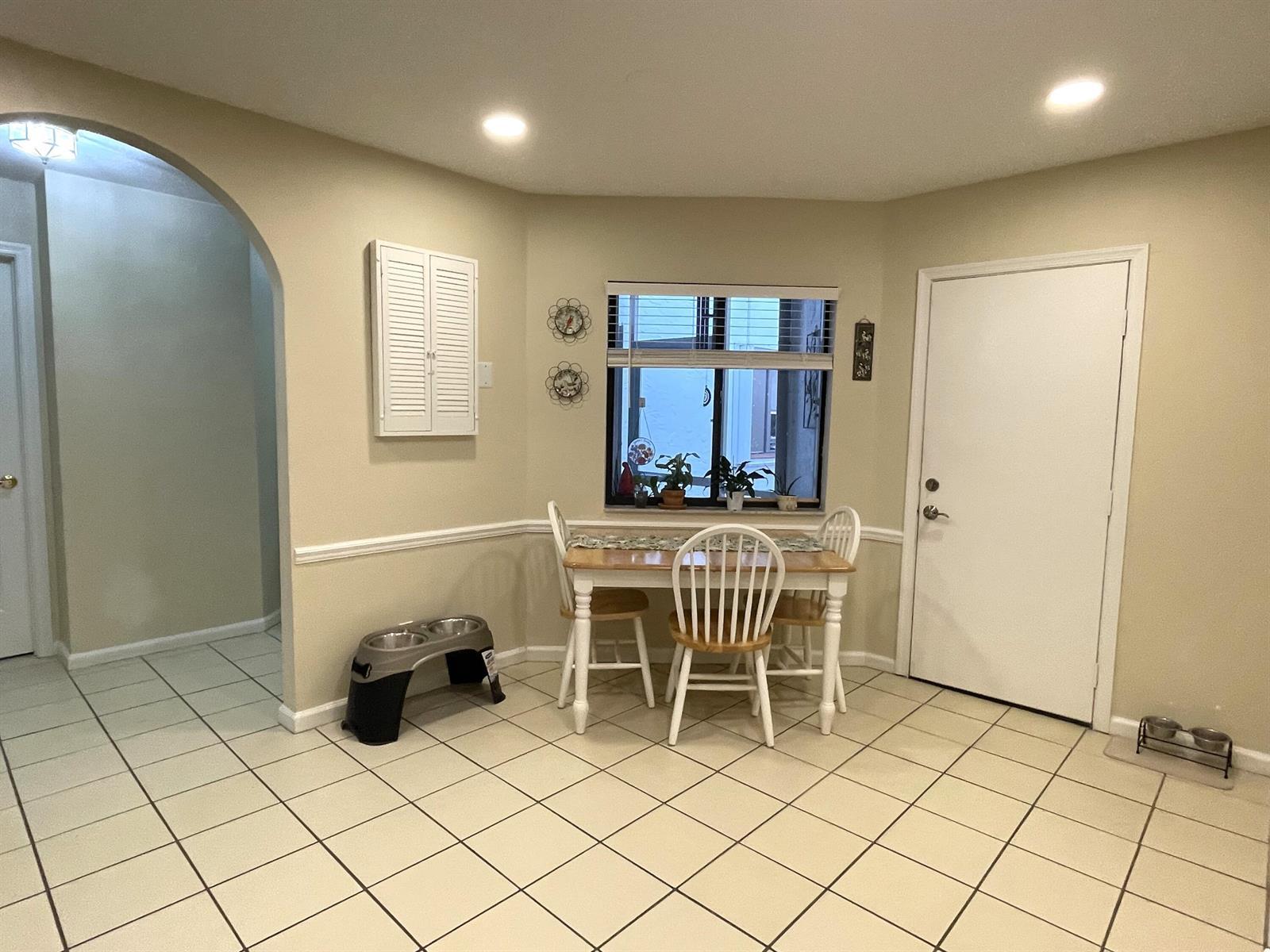 124 Sandy Lane, Royal Palm Beach FL 33411 photo 4